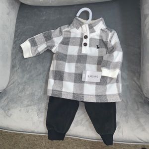 Carters Fleece w/ Pants Infant Outfit